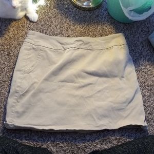IZOD Golf skirt